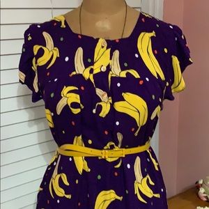 This dress is B-A-N-A-N-A-S!!!